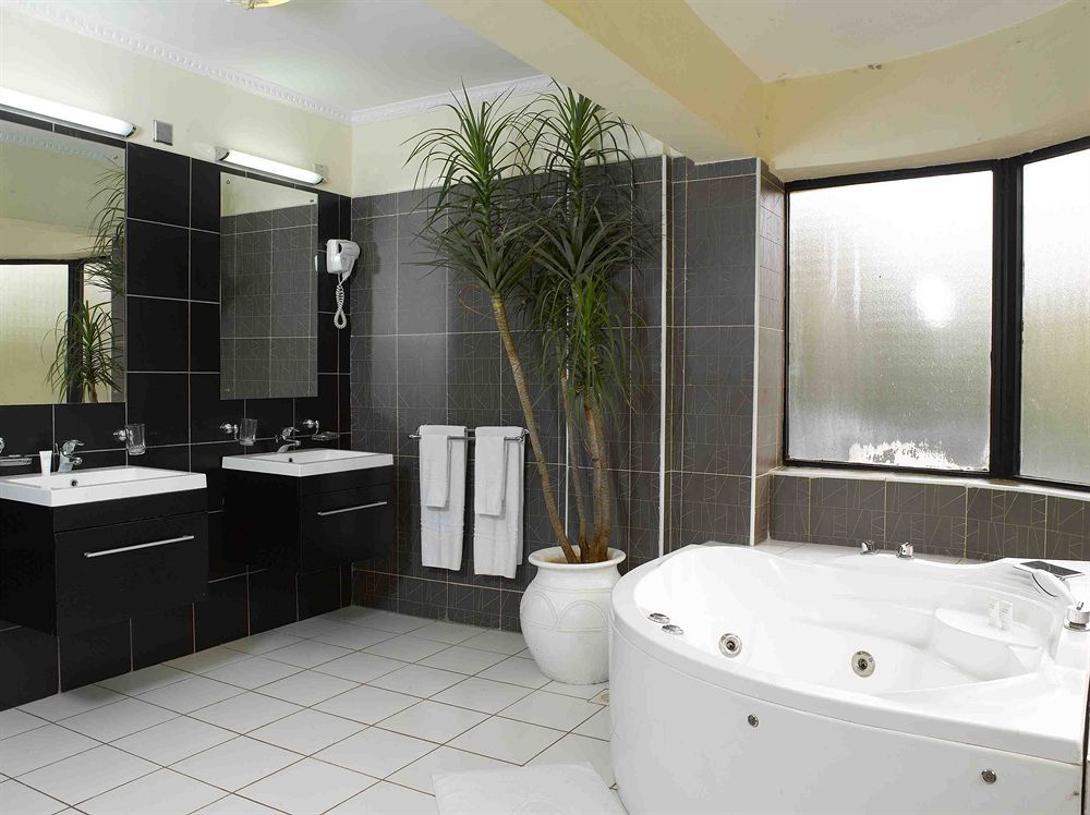 Wasini All Suite Hotel Nairobi Ngoại thất bức ảnh